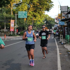 Race photo from BAUR RUN 2025