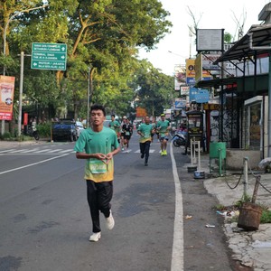 Race photo from BAUR RUN 2025