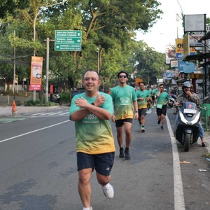 Race photo from BAUR RUN 2025