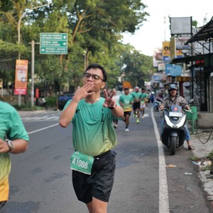 Race photo from BAUR RUN 2025