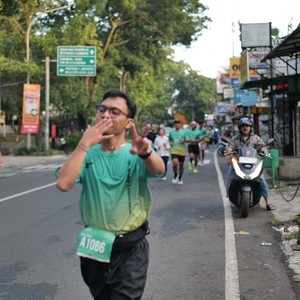 Race photo from BAUR RUN 2025