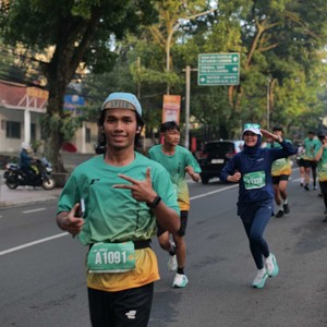 Race photo from BAUR RUN 2025