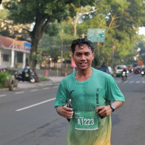 Race photo from BAUR RUN 2025