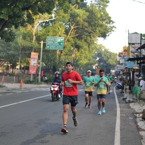 Race photo from BAUR RUN 2025