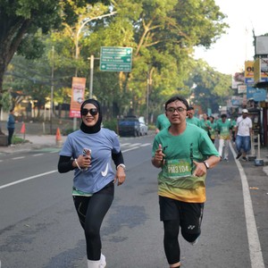 Race photo from BAUR RUN 2025