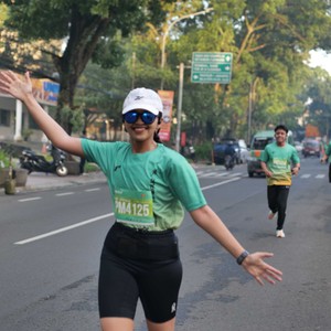 Race photo from BAUR RUN 2025