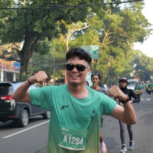 Race photo from BAUR RUN 2025