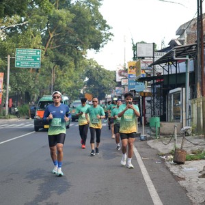 Race photo from BAUR RUN 2025