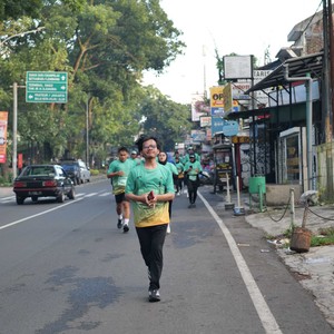 Race photo from BAUR RUN 2025
