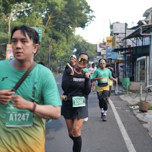 Race photo from BAUR RUN 2025