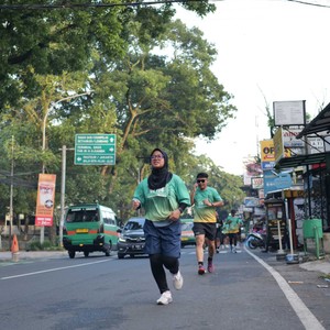 Race photo from BAUR RUN 2025