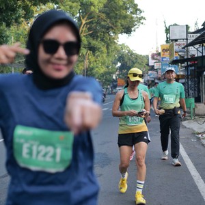 Race photo from BAUR RUN 2025