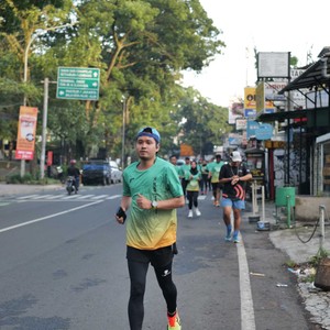 Race photo from BAUR RUN 2025
