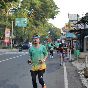 Race photo from BAUR RUN 2025