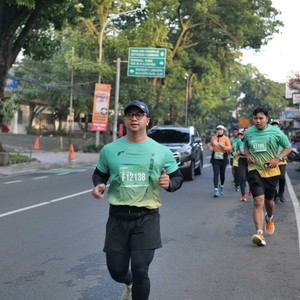 Race photo from BAUR RUN 2025