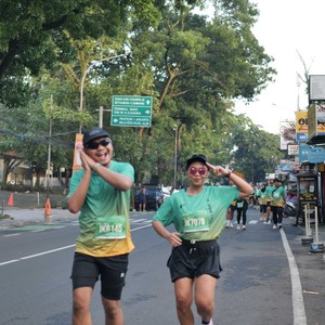 Race photo from BAUR RUN 2025