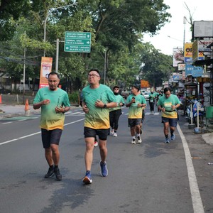 Race photo from BAUR RUN 2025