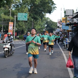Race photo from BAUR RUN 2025