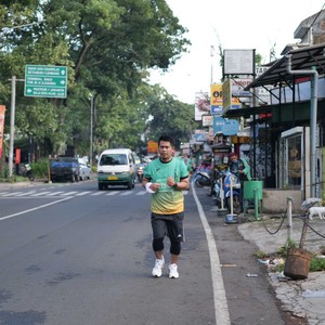 Race photo from BAUR RUN 2025
