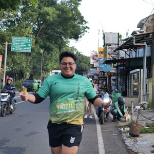 Race photo from BAUR RUN 2025