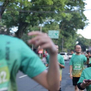Race photo from BAUR RUN 2025