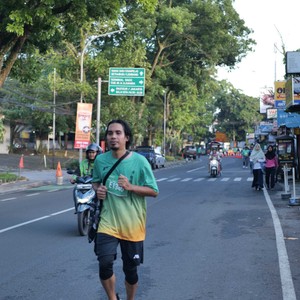 Race photo from BAUR RUN 2025