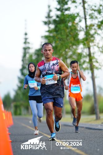 Race photo from KBP City Run 2024