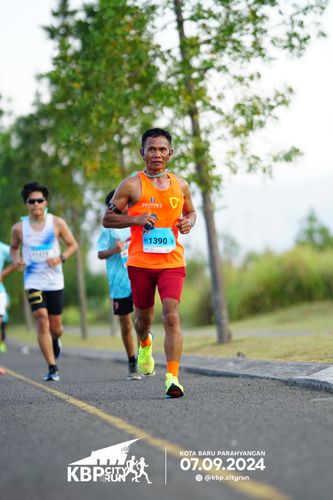 Race photo from KBP City Run 2024