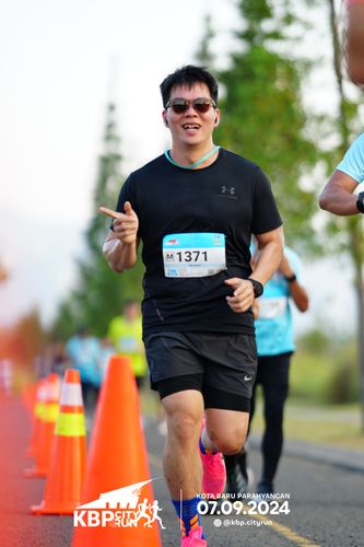 Race photo from KBP City Run 2024
