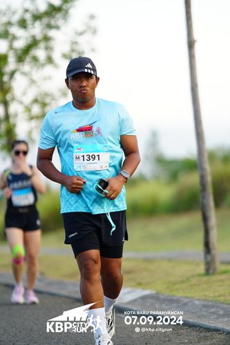 Race photo from KBP City Run 2024