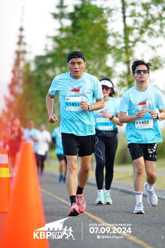 Race photo from KBP City Run 2024