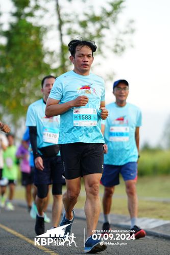 Race photo from KBP City Run 2024