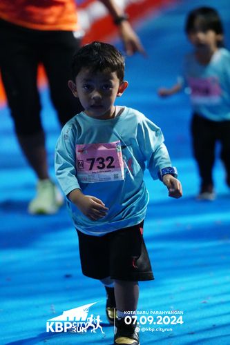 Race photo from KBP City Run 2024