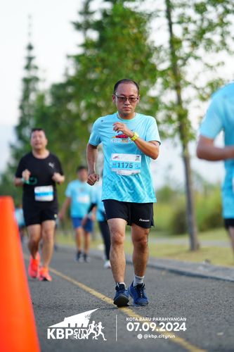 Race photo from KBP City Run 2024