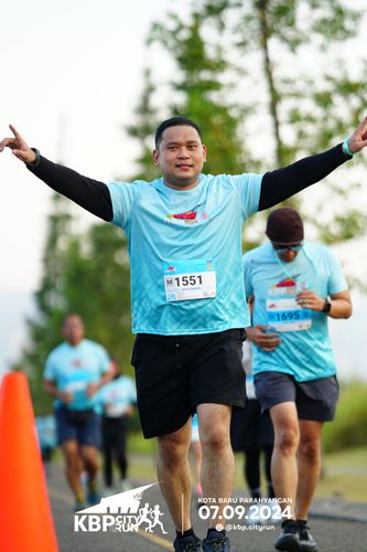 Race photo from KBP City Run 2024