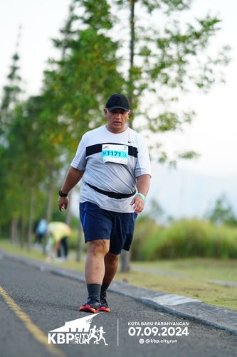 Race photo from KBP City Run 2024