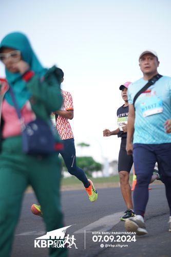 Race photo from KBP City Run 2024