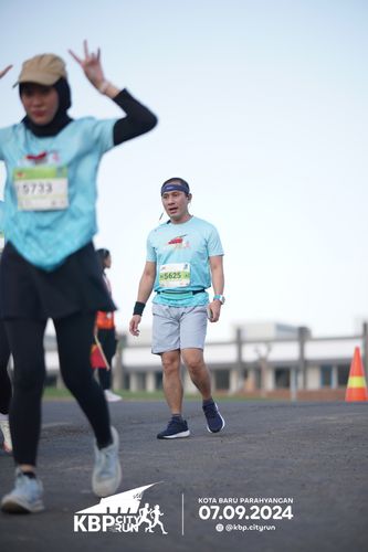 Race photo from KBP City Run 2024