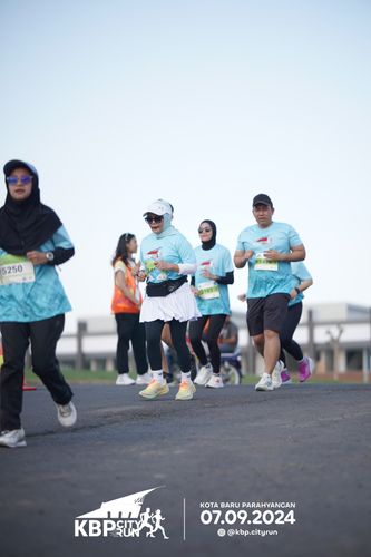 Race photo from KBP City Run 2024