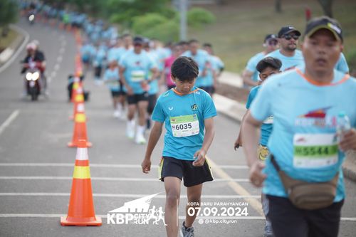 Race photo from KBP City Run 2024