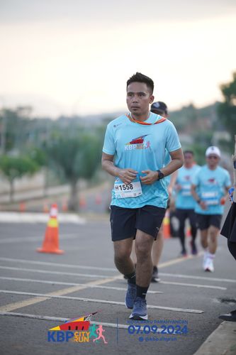 Race photo from KBP City Run 2024