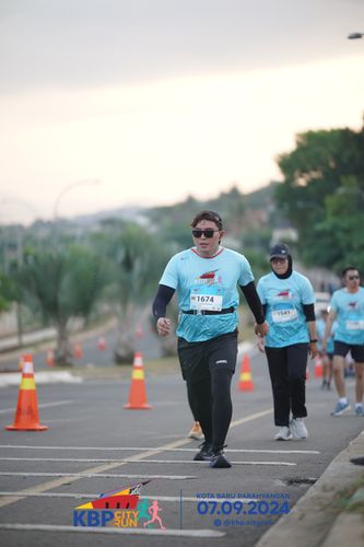 Race photo from KBP City Run 2024