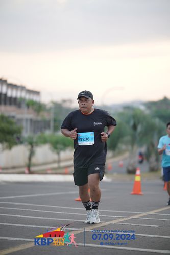 Race photo from KBP City Run 2024