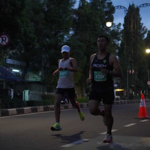 Race photo from BAUR RUN 2025