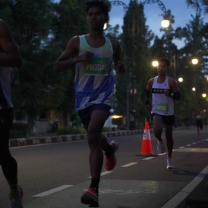 Race photo from BAUR RUN 2025