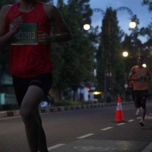 Race photo from BAUR RUN 2025