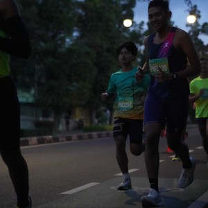 Race photo from BAUR RUN 2025