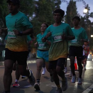 Race photo from BAUR RUN 2025