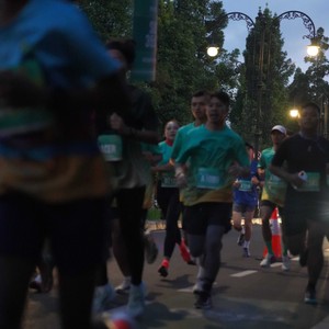 Race photo from BAUR RUN 2025