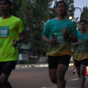 Race photo from BAUR RUN 2025